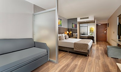 Otel Standart Havuz Manzaralı Oda
